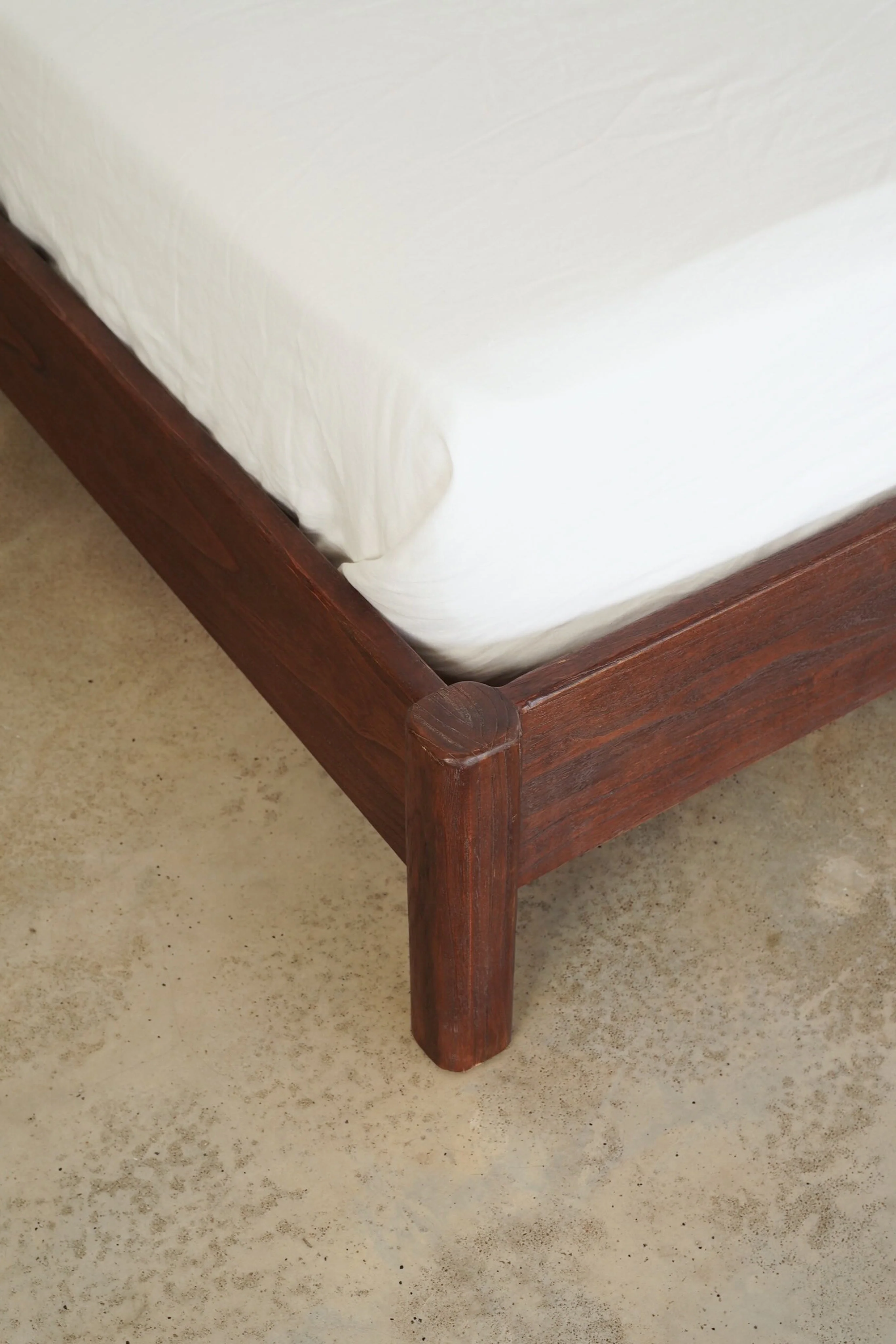 Holly Bed - Rustic Walnut - Image 4