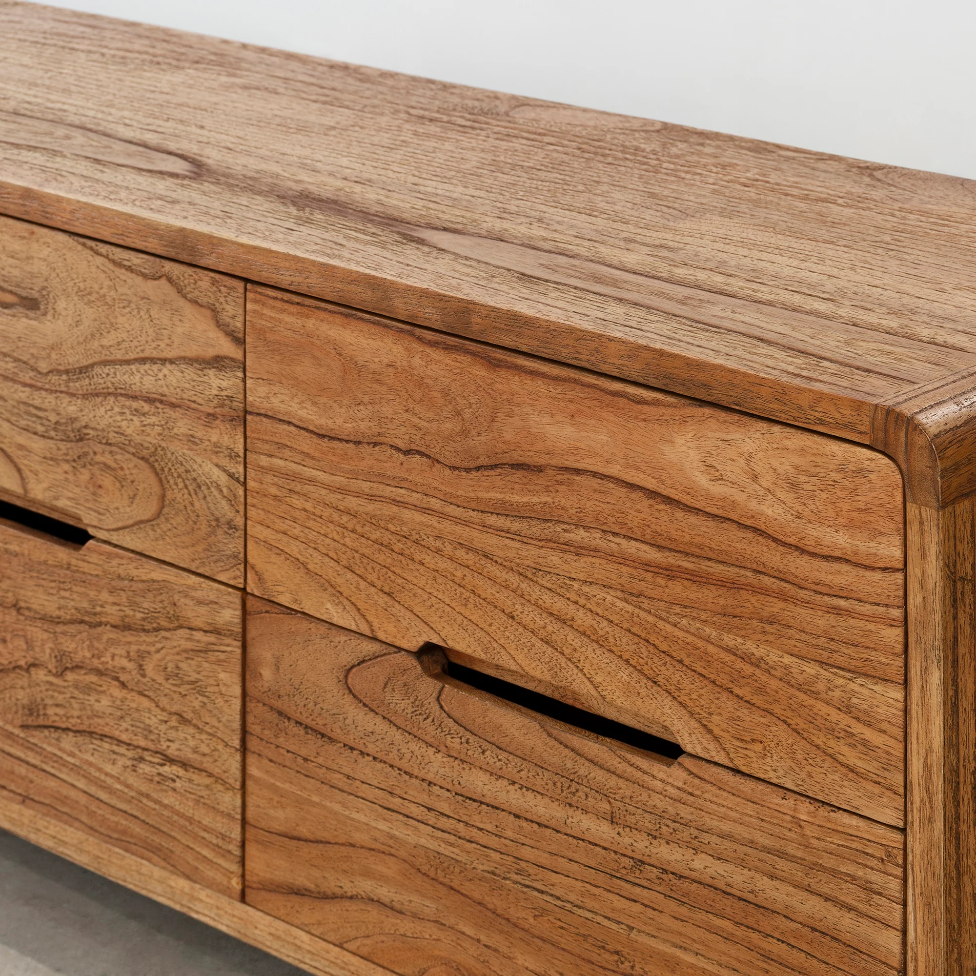 Penfolds Chest 2x4 - Antique Mindi - Image 3