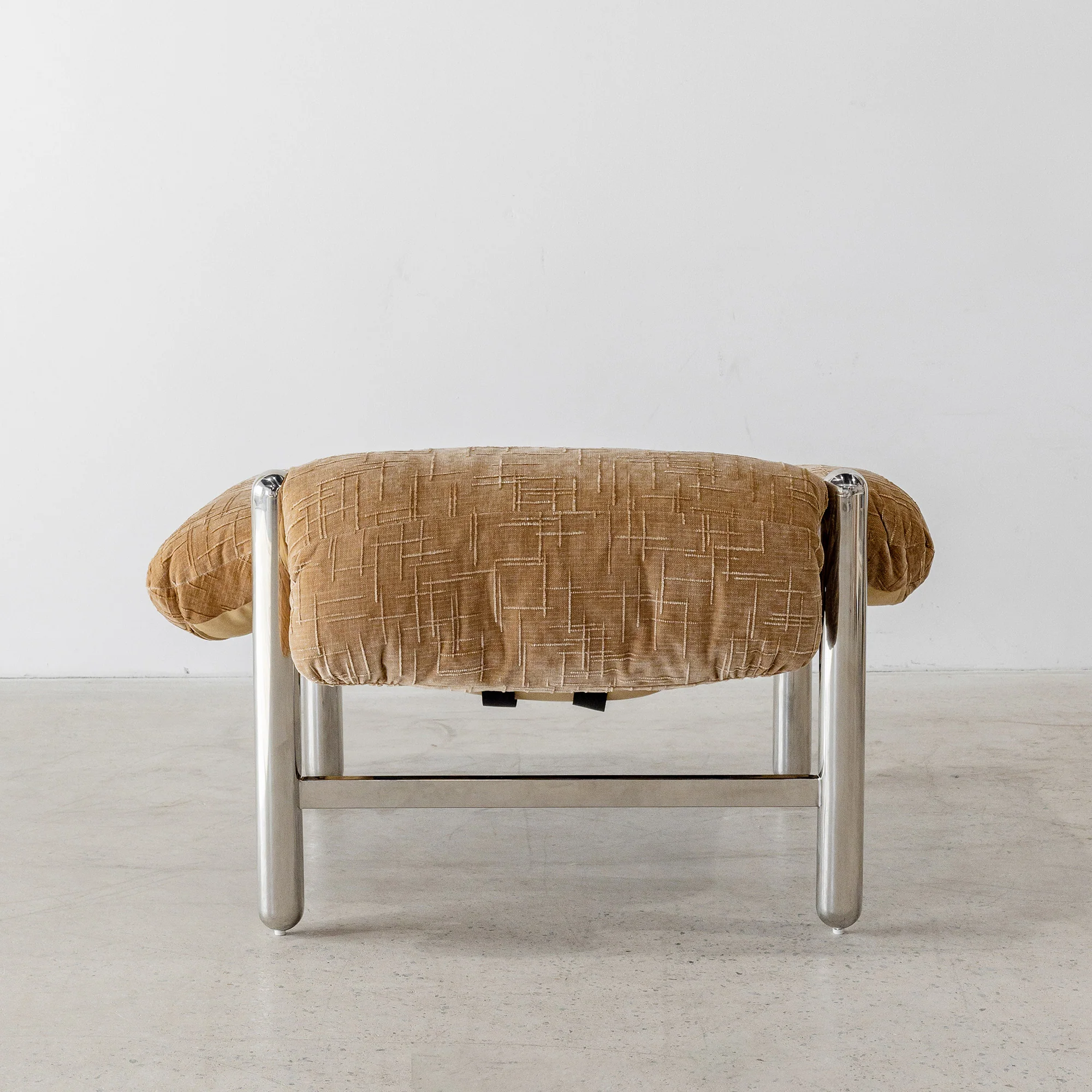 Raf Armchair - Goldie - Image 5