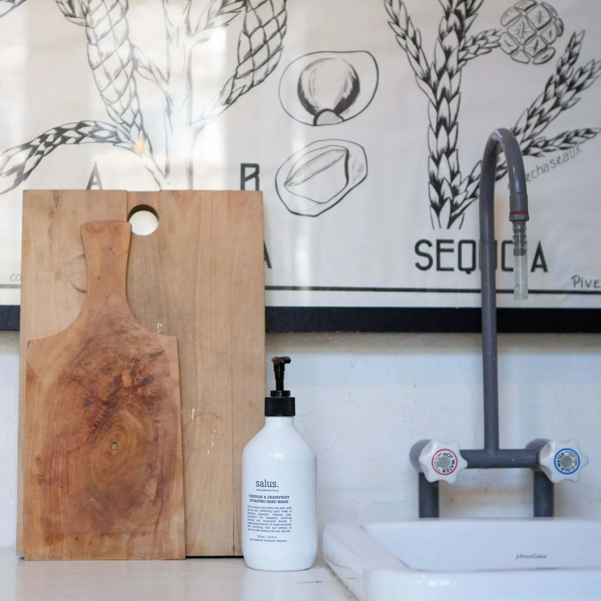Tuberose and Grapefruit Hand Wash - Image 3
